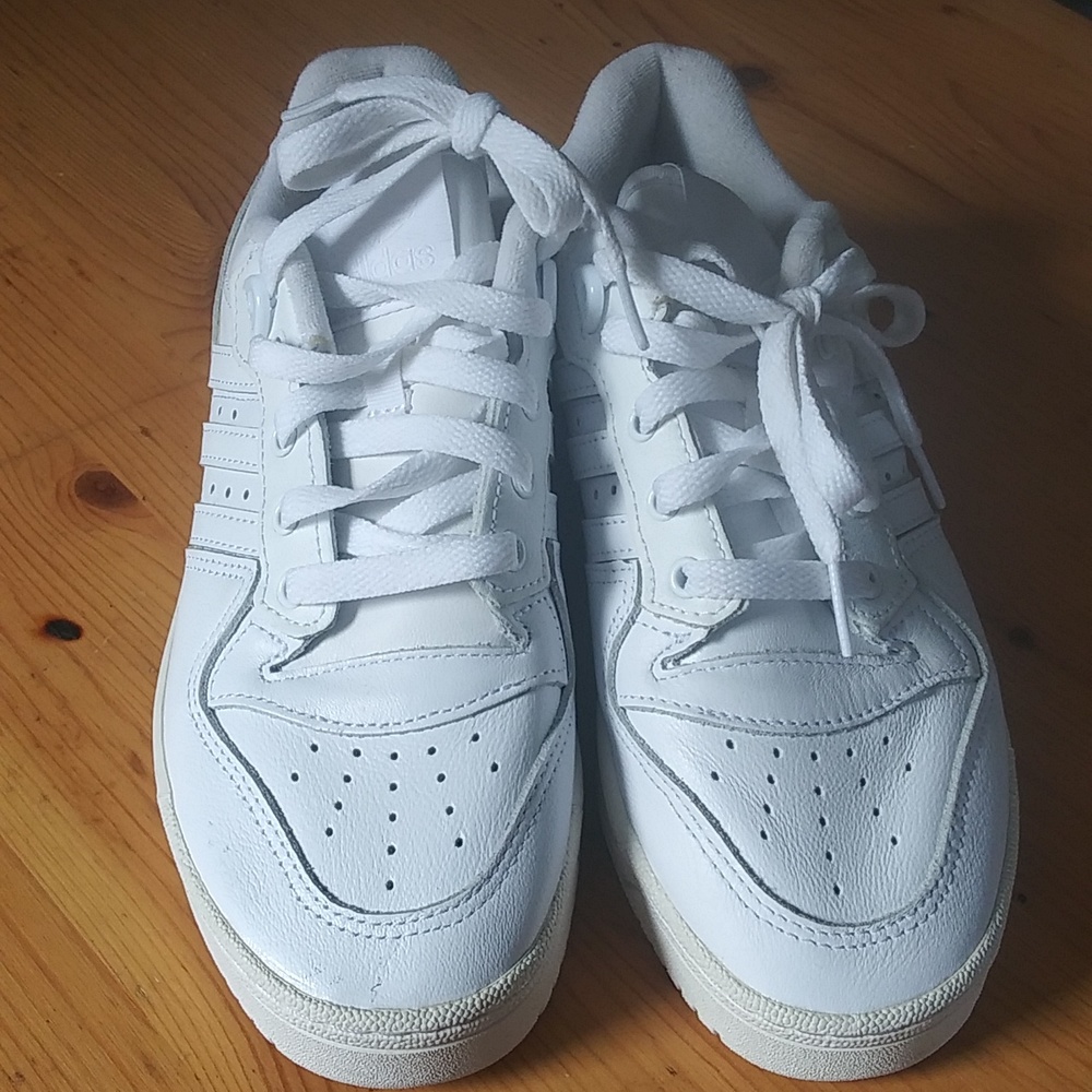White 3 stripes Adidas sneakers size 6.5